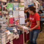 Regreso a clases 2025: cómo ahorrar (de verdad) hasta 50% en útiles y uniformes
