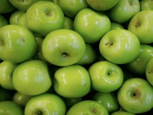 México responde a Trump: Inicia investigación por irregularidades en importación de manzanas estadounidenses