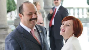 Detienen en El Paso a Bertha Olga Gómez Fong, esposa del exgobernador César Duarte