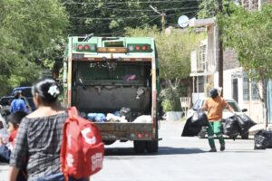 Obras viales complican movilidad en Torreón; abogados rechazan declaraciones del Poder Judicial