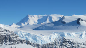 México concreta primera expedición científica a la Antártida con apoyo de Ucrania