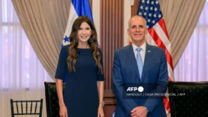 Honduras y EE.UU. coordinan estrategia conjunta contra el narcotráfico en Tegucigalpa