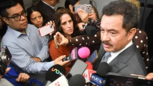 Suspenden en el Senado discusión del ‘Plan B’ electoral por discrepancias en número de regidores