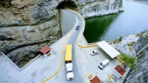 Presenta CFE portafolio de 58 proyectos de transmisión eléctrica para 2026-2027