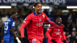 PSG elimina al Chelsea con goleada 3-0 en Londres