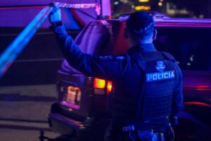 Reportan robo en notaría de Ensenada, doble homicidio en Tijuana e incendio millonario en California