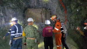 Continúa operativo de rescate en mina Santa Fe con 353 elementos tras 255 horas de labores