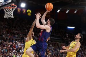 El Barça vence al Tenerife y se pone a un paso de la final de la Liga Endesa