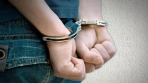 Uno detenido y dos vinculados a proceso por narcomenudeo en Zamora